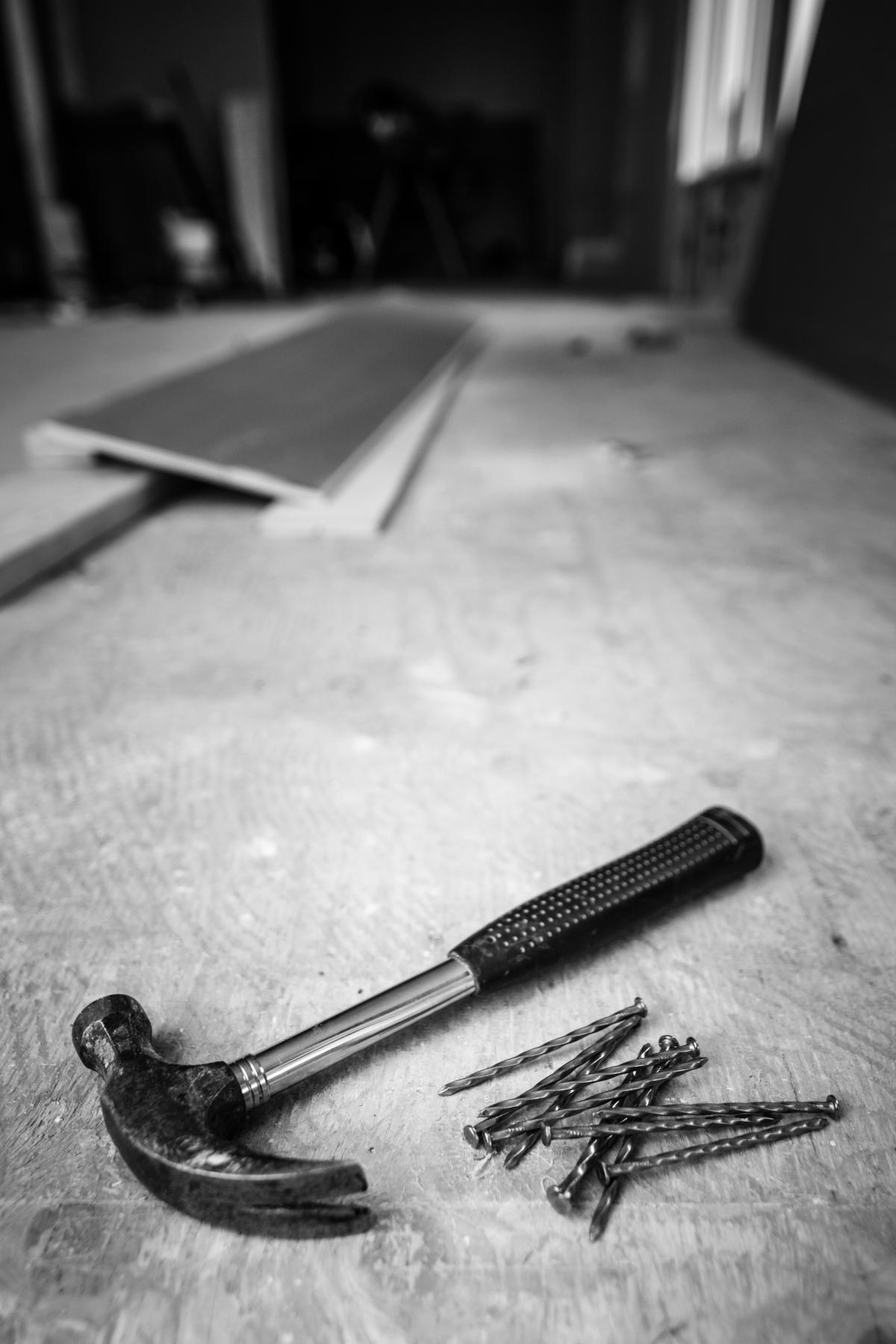hammer-and-nails-on-the-floor
